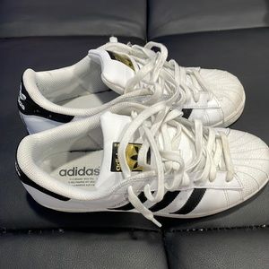 Adidas Shell Top’s Low